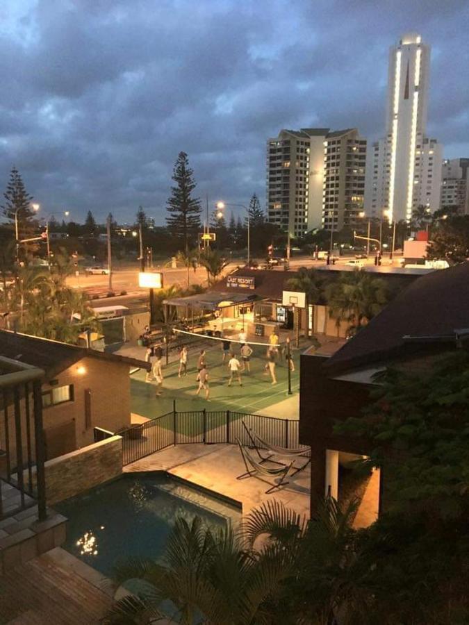 Maxmee Backpackers Resort Gold Coast Esterno foto